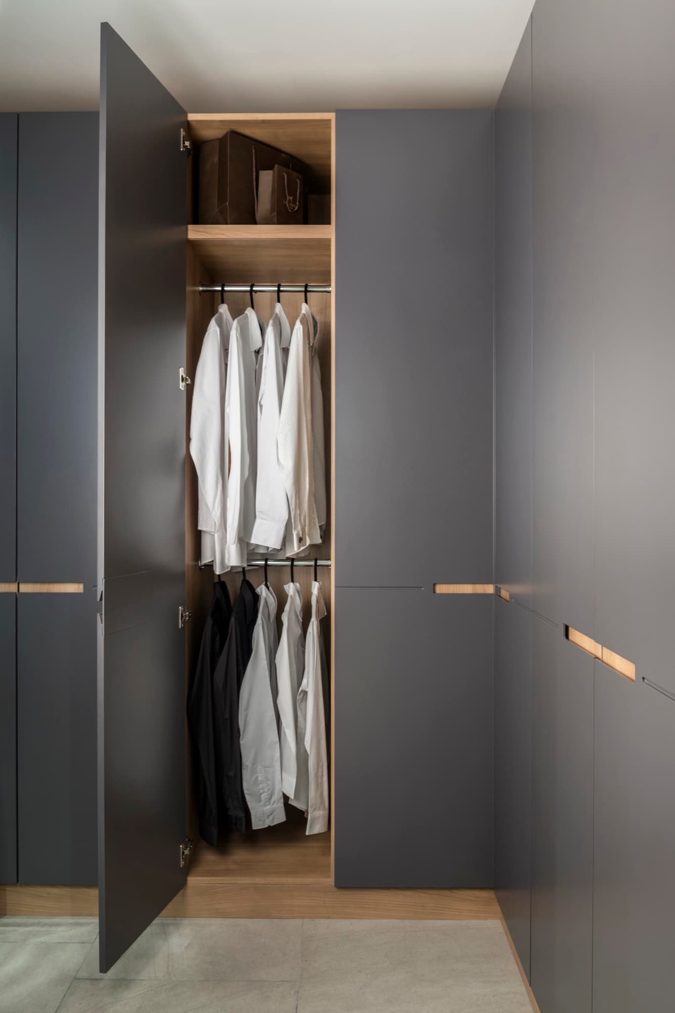 DT1 interior — 15