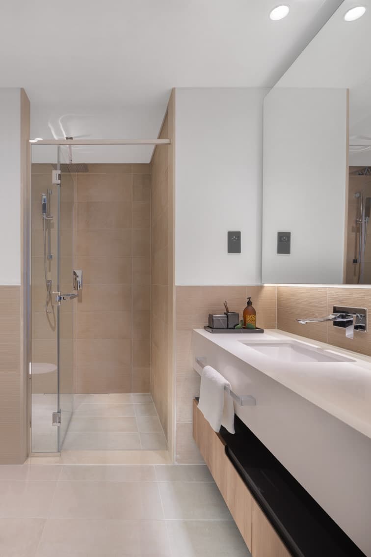 DT1 interior — 40