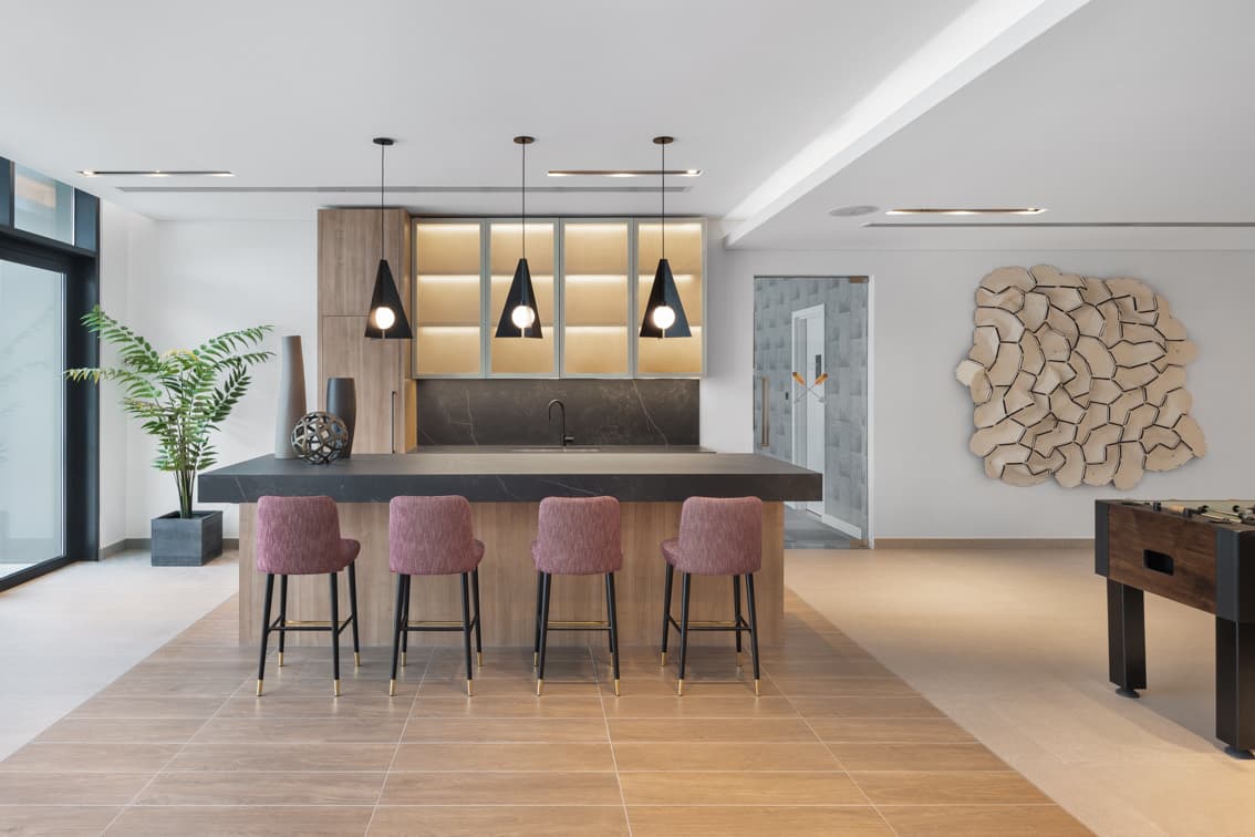 DT1 interior — 41