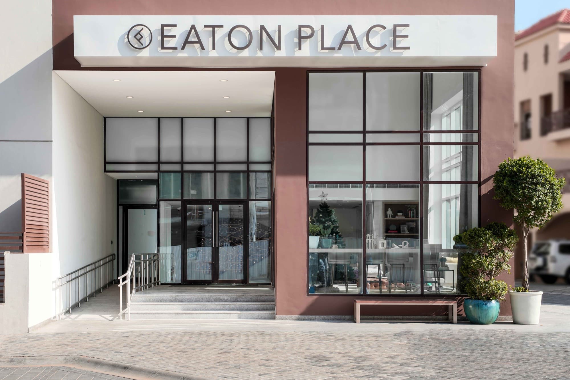 Eaton Place interior — 6