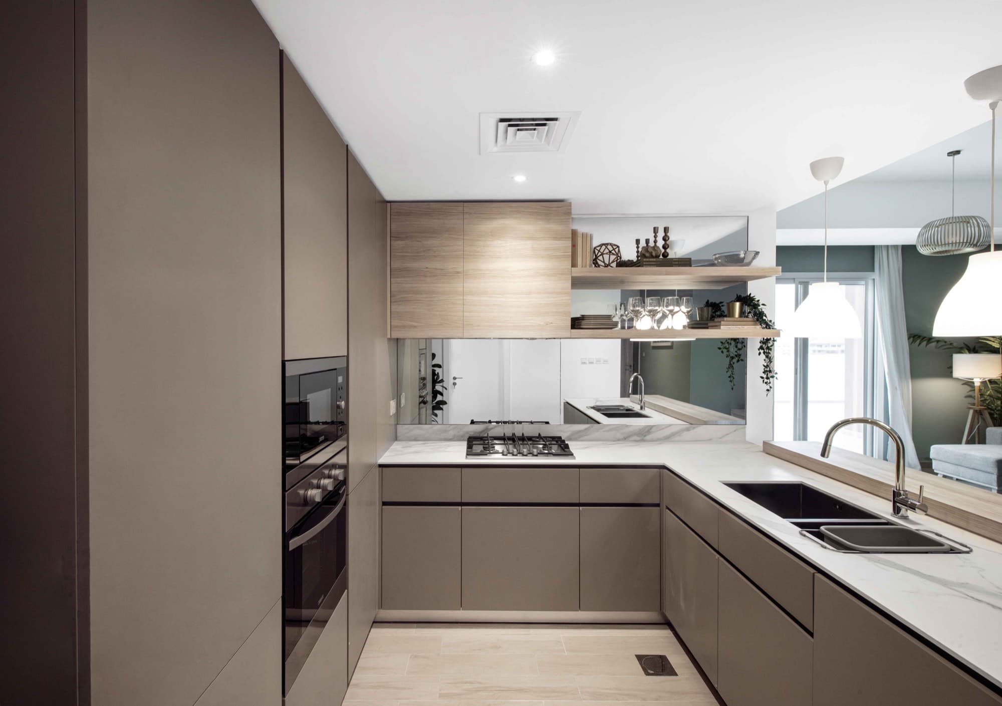 Eaton Place interior — 19
