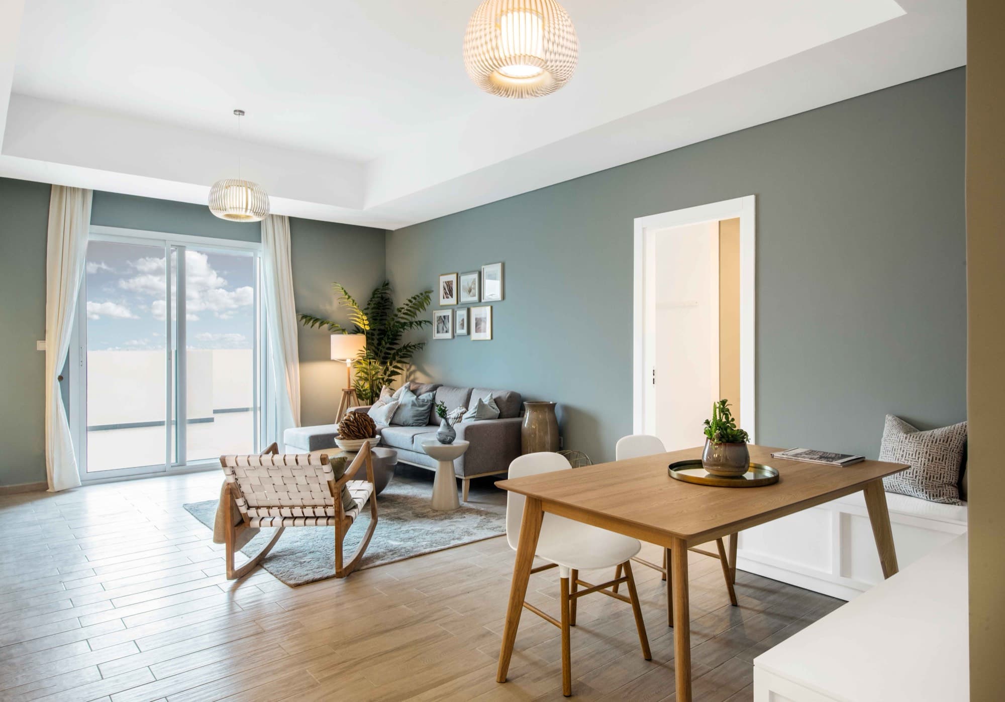 Eaton Place interior — 23