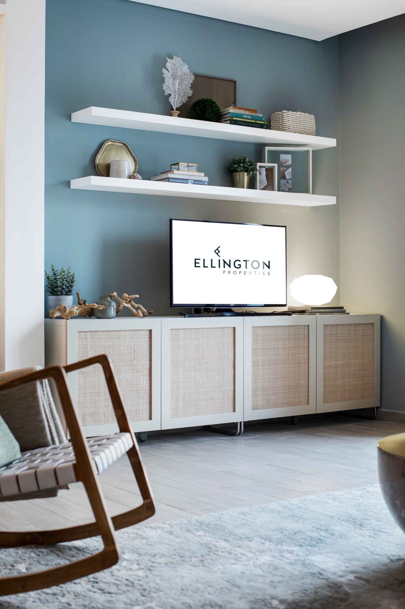 Eaton Place interior — 24