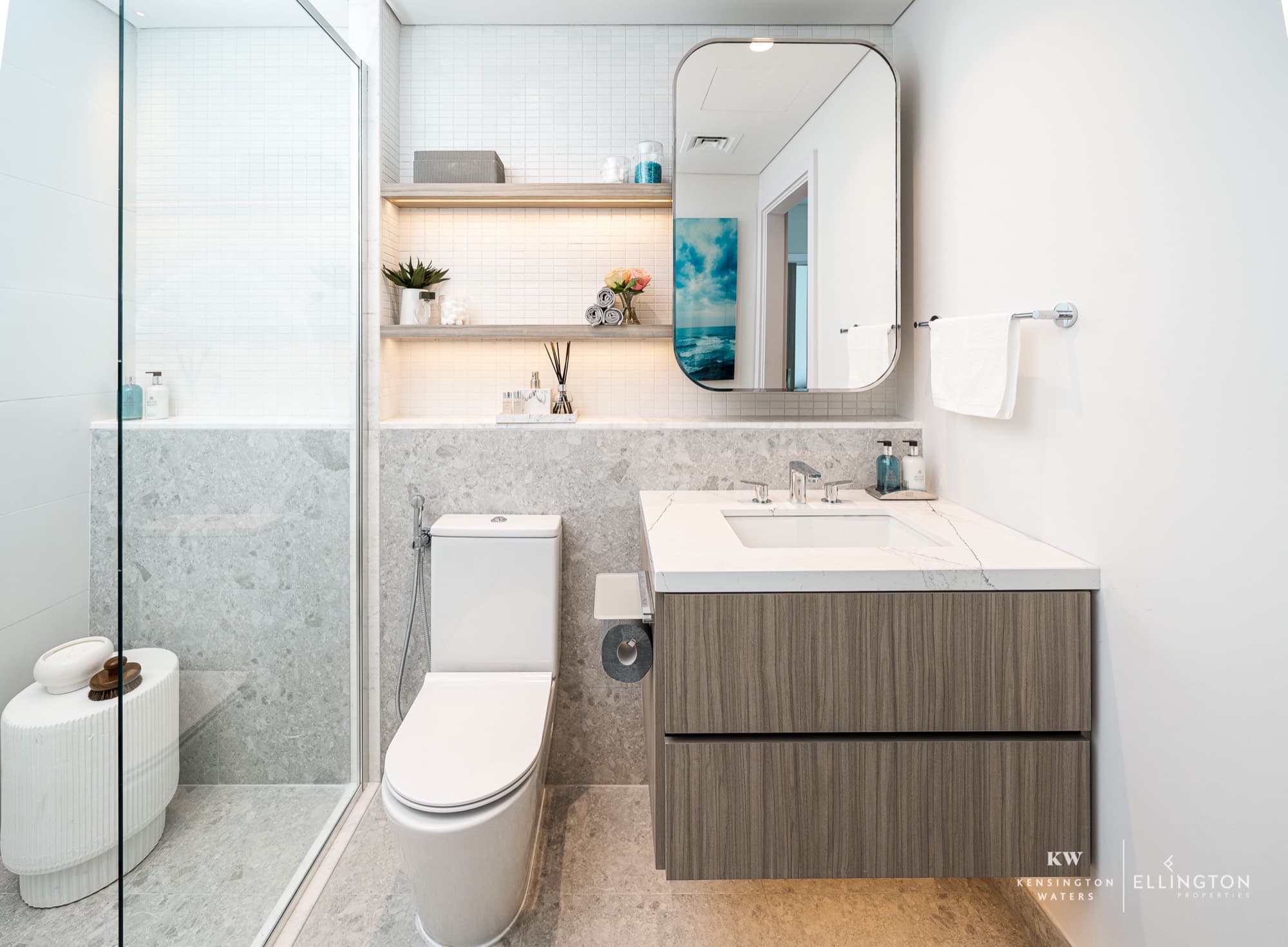 Kensington Waters interior — 39