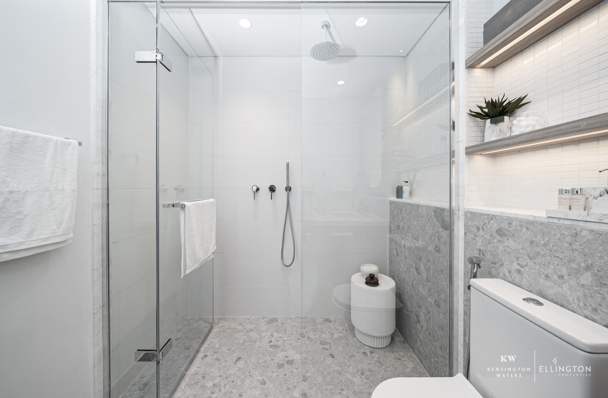 Kensington Waters interior — 40