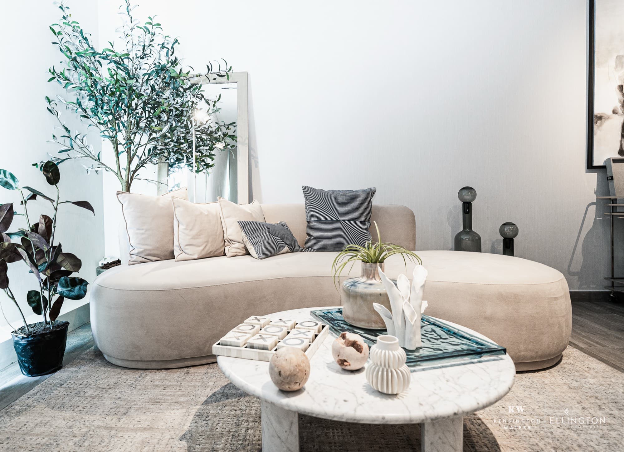 Kensington Waters interior — 46