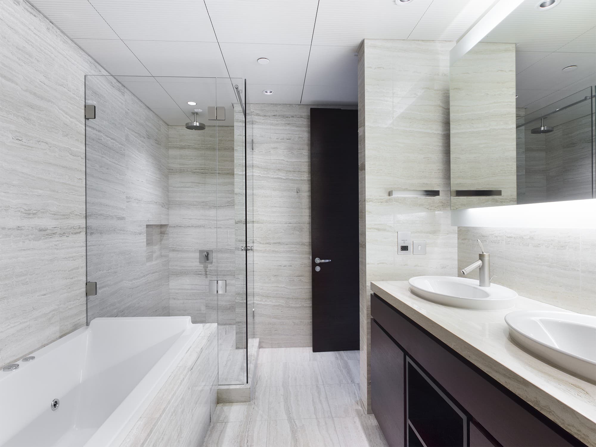 Burj Khalifa Residences interior — 32