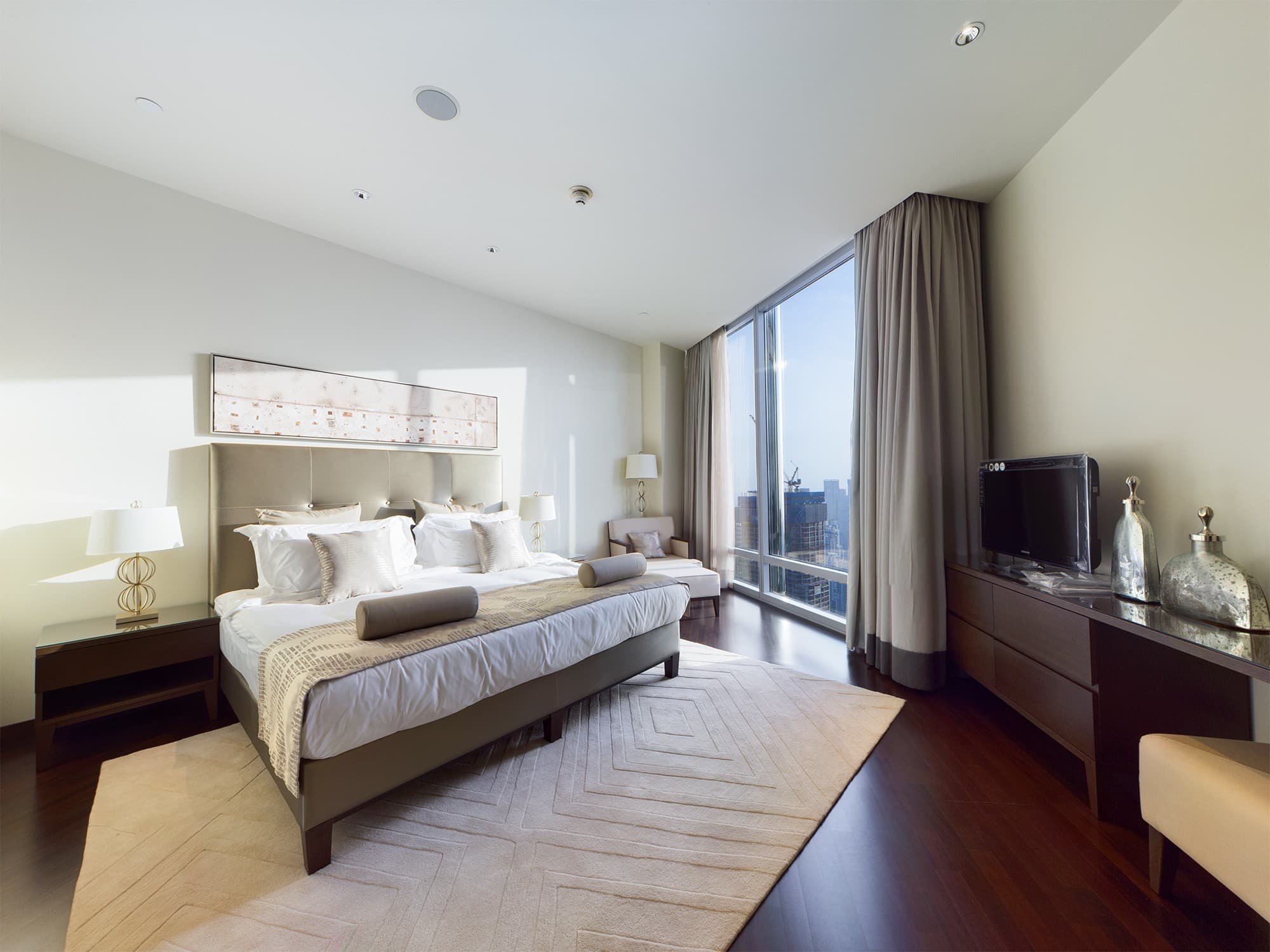 Burj Khalifa Residences interior — 43