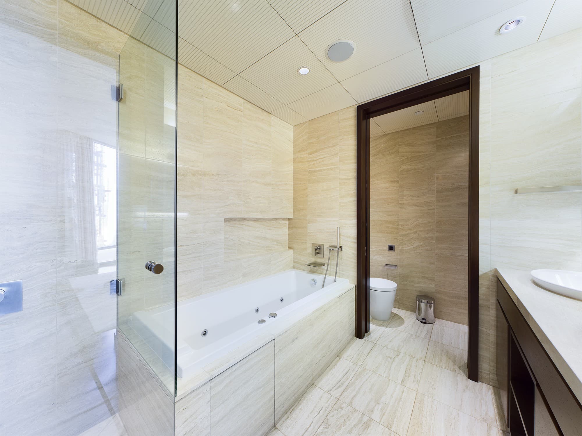Burj Khalifa Residences interior — 44