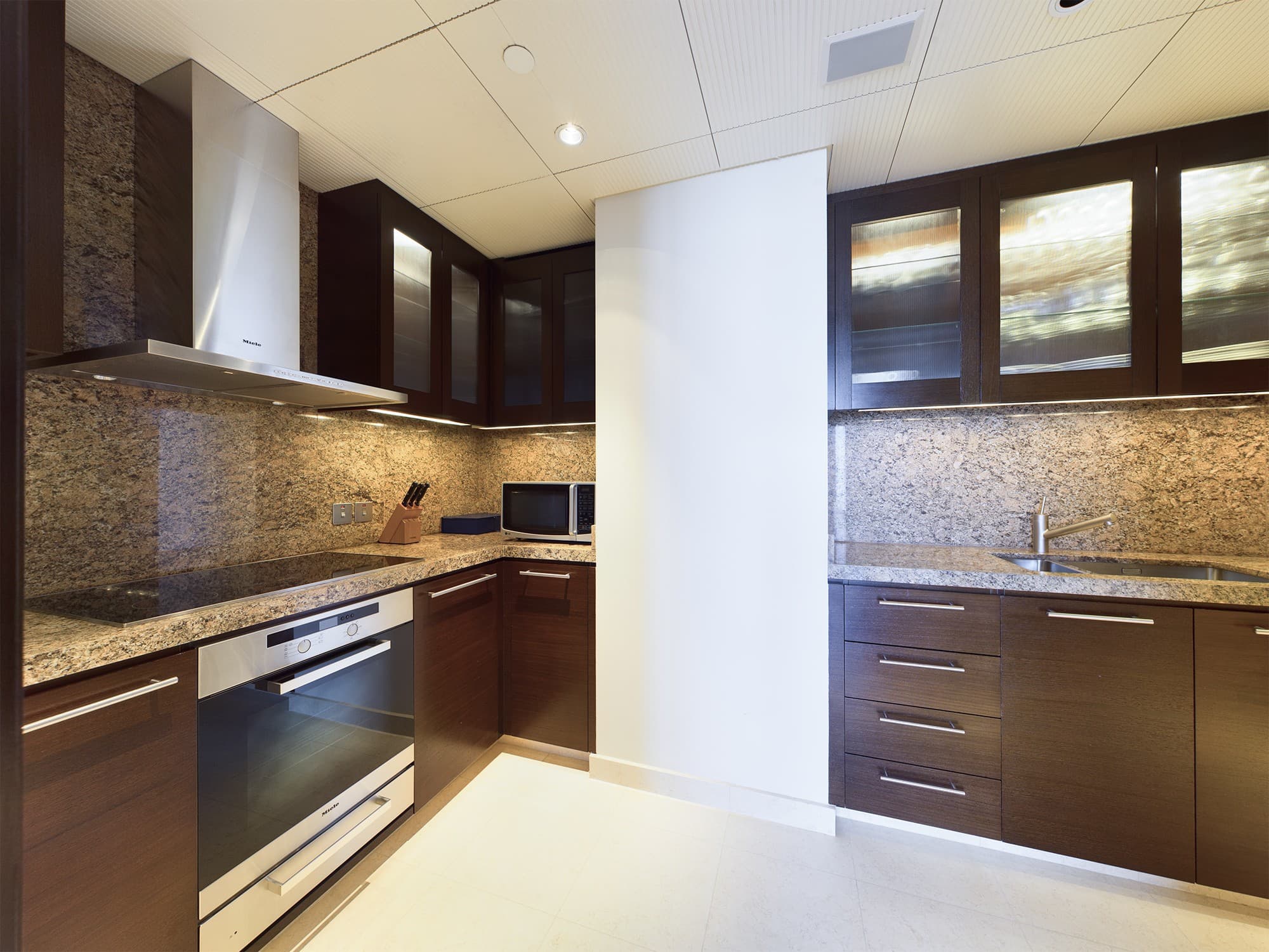 Burj Khalifa Residences interior — 49
