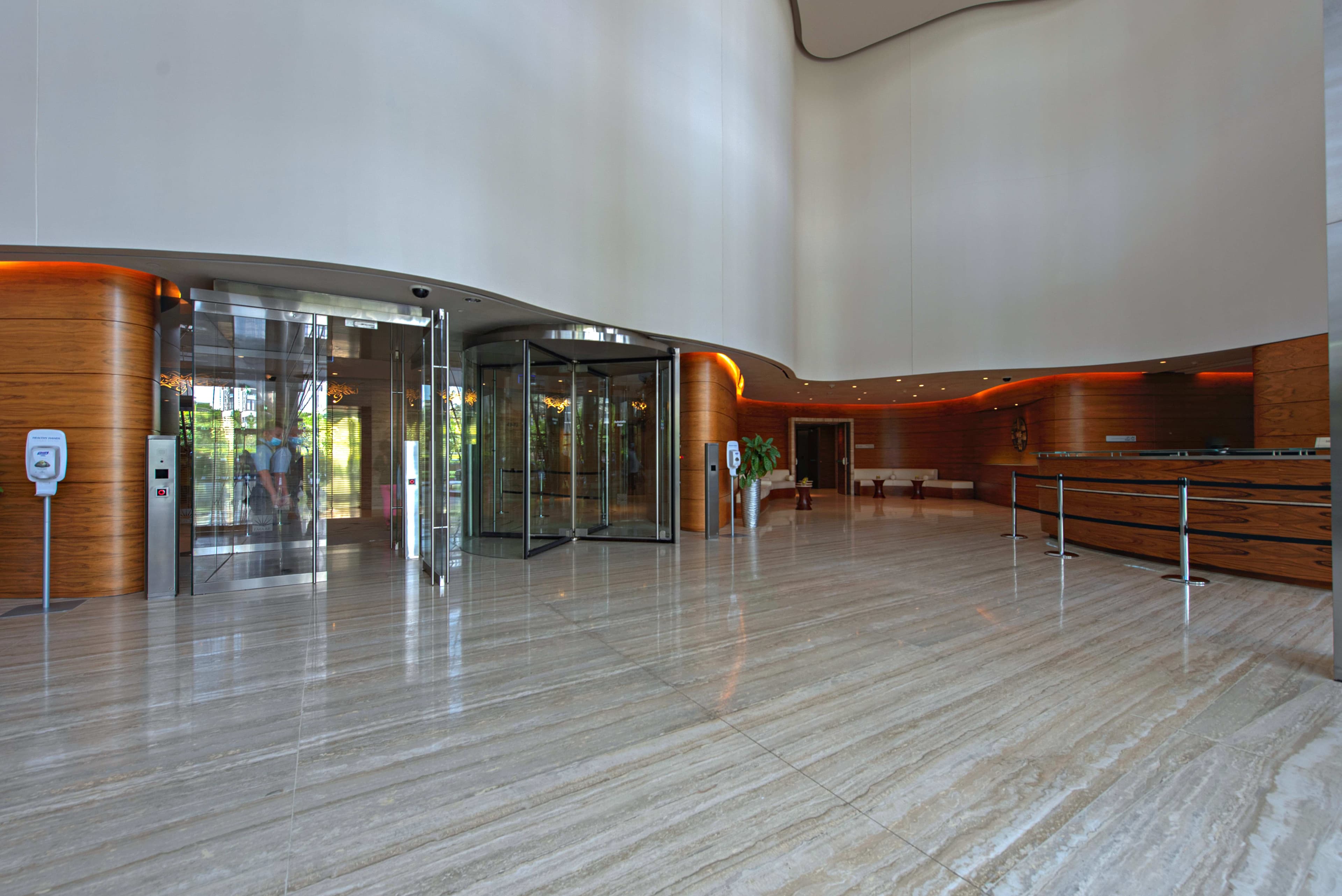 Burj Khalifa Residences interior — 75
