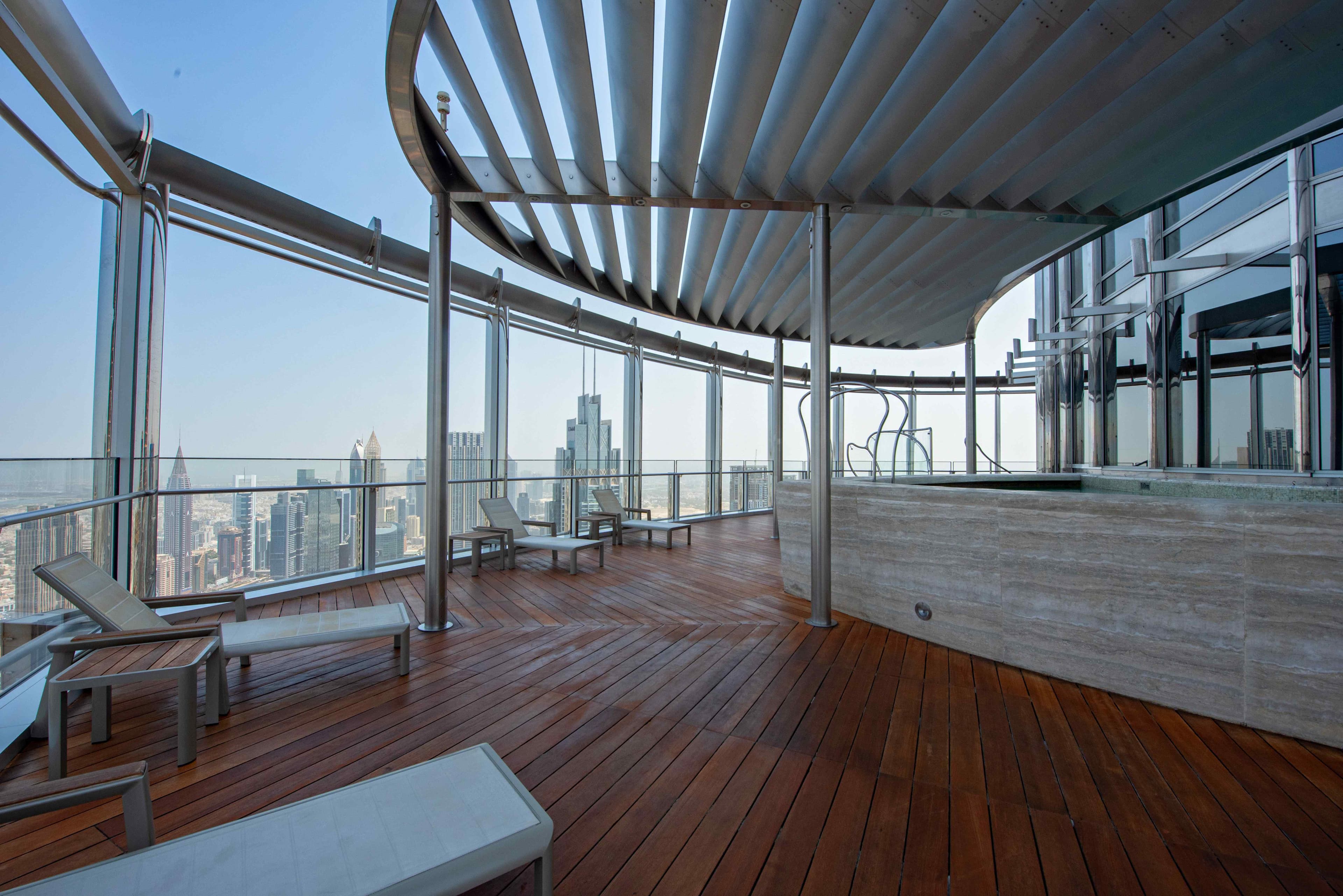Burj Khalifa Residences interior — 85