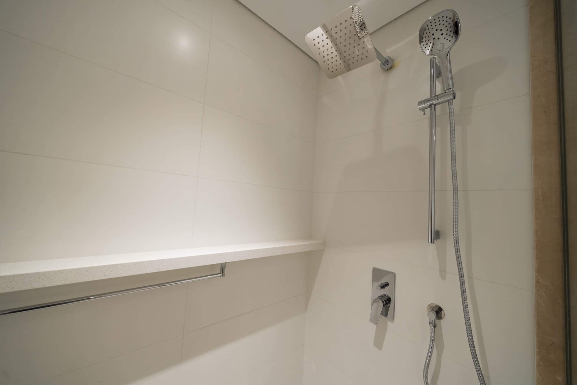 Belgravia 3 interior — 40