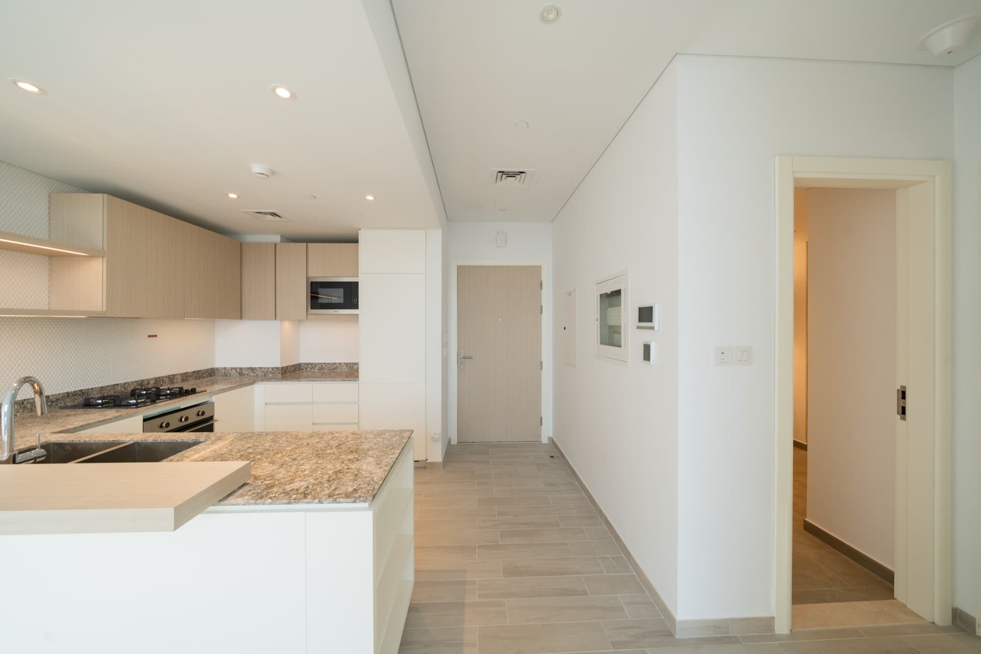 Belgravia 3 interior — 102