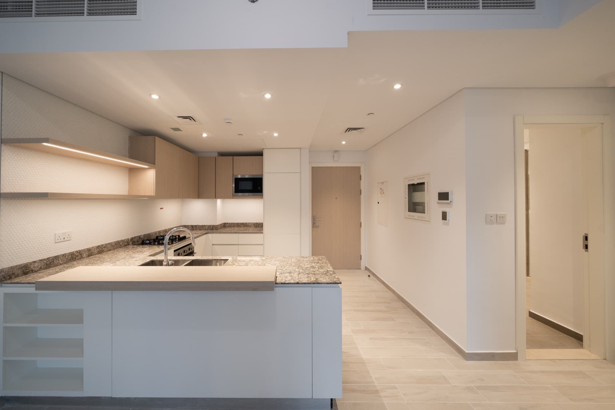 Belgravia 3 interior — 104