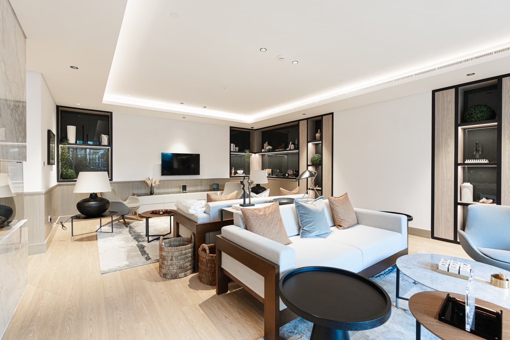 Belgravia Square interior — 9