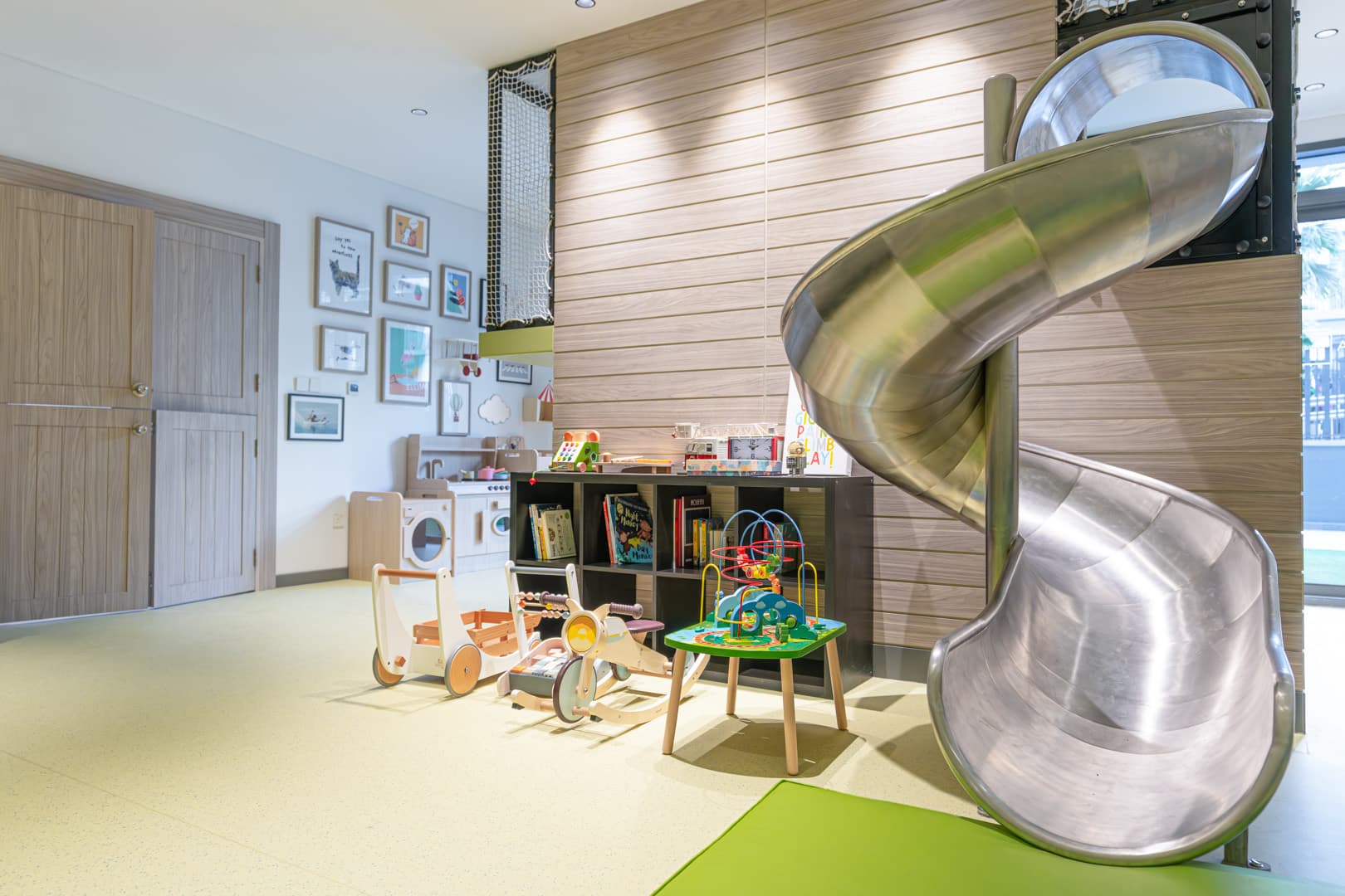 Belgravia Square interior — 22